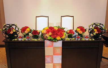 和風の新郎新婦席